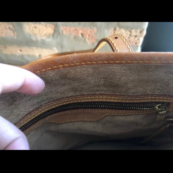 Auth Louis Vuitton Bucket PM - Picture 11 of 11